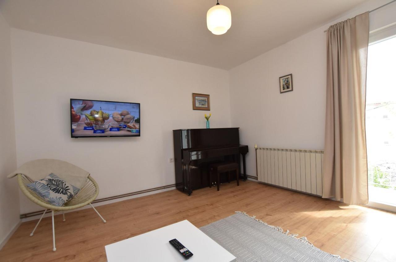 Apartments Dragica 普利莫顿 外观 照片