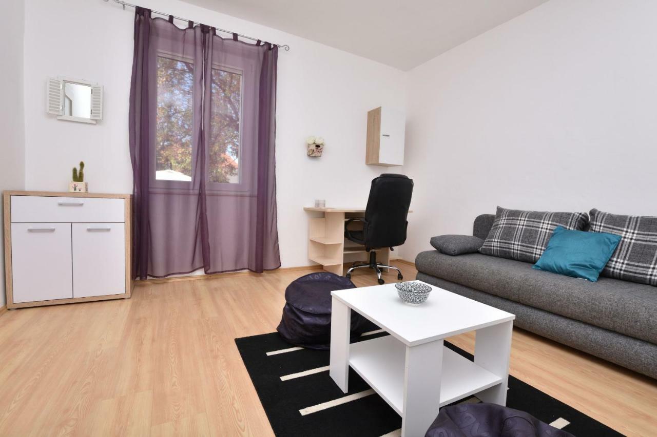 Apartments Dragica 普利莫顿 外观 照片