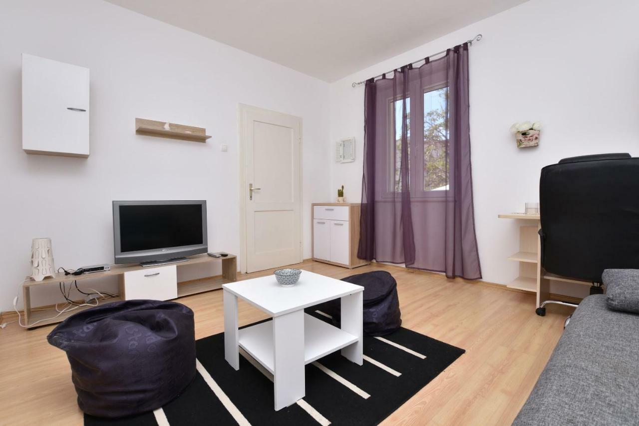 Apartments Dragica 普利莫顿 外观 照片